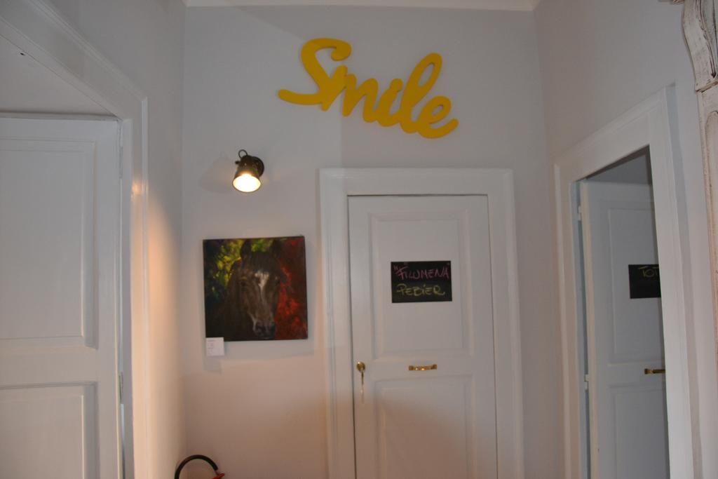 Napul'Art Bed & Breakfast เนเปิลส์ ภายนอก รูปภาพ