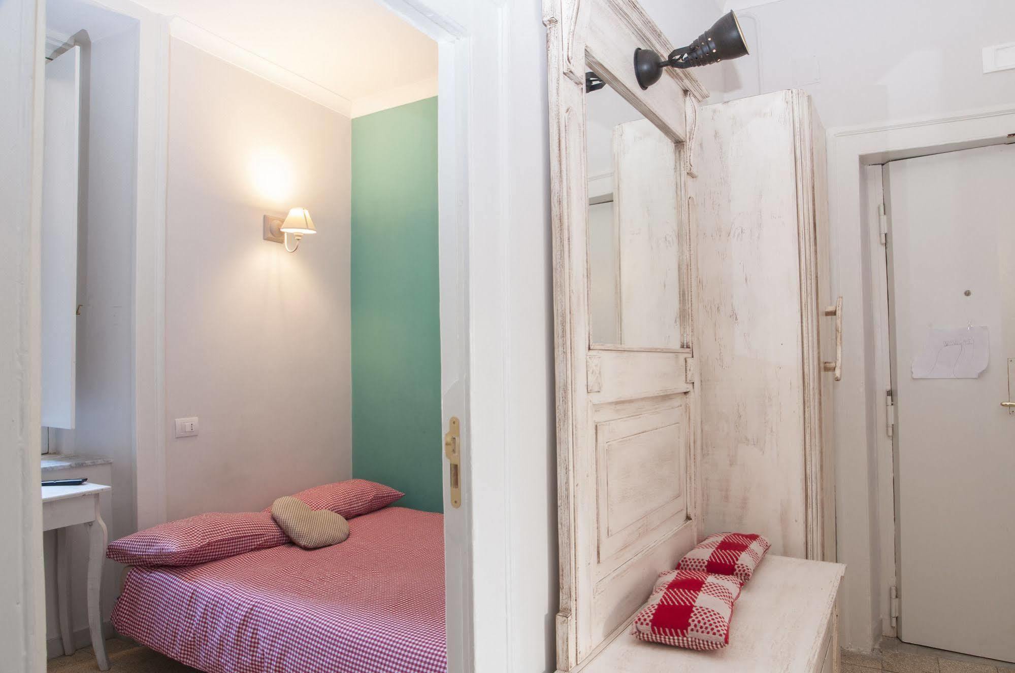 Napul'Art Bed & Breakfast เนเปิลส์ ภายนอก รูปภาพ